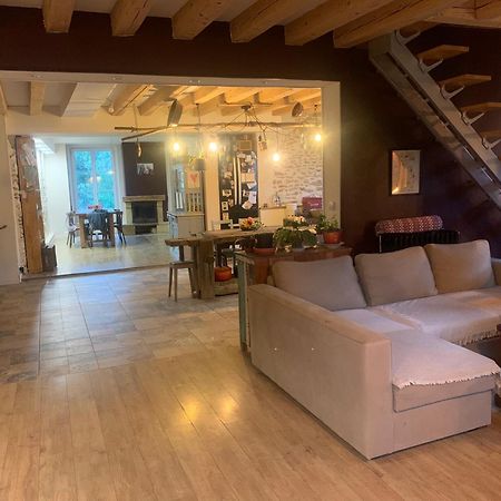 Bed and Breakfast Au Joyeux Lureau Touquin Esterno foto